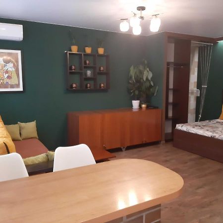 Проспект Победы 90 Tjernihiv Exteriör bild